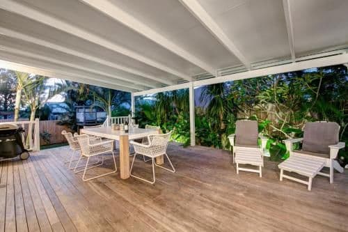 Three-Bedroom House with Private Pool 