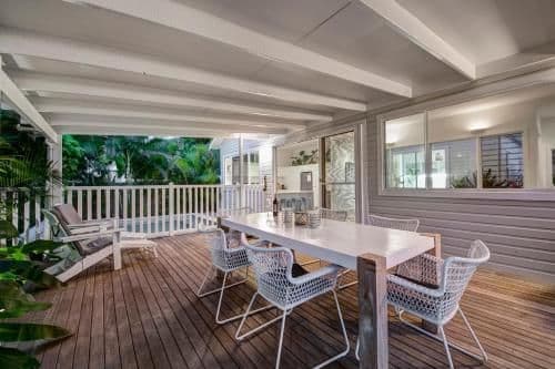 Three-Bedroom House with Private Pool 