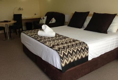 Executive King Suite with Spa Bath