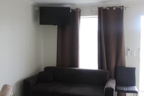 Queen Room with Disability Access - Pet Friendly 
