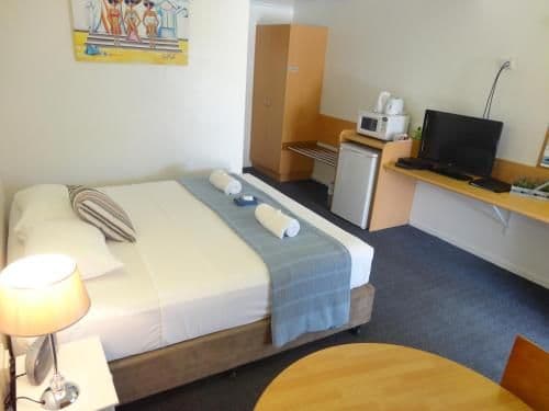 Standard Queen Room
