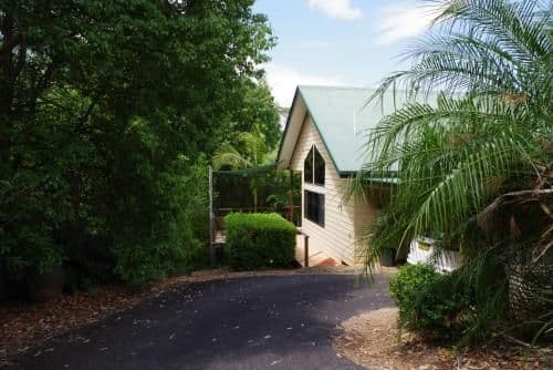Pinnacle One-Bedroom Cottage with Hot Tub