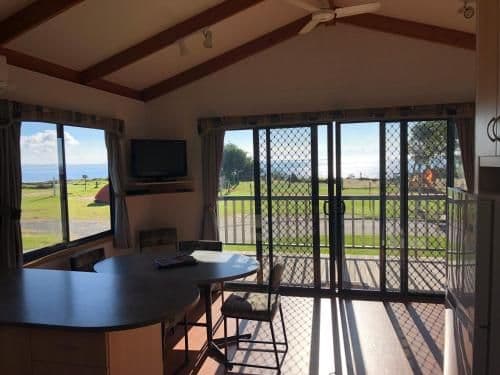 Executive Bungalow with Sea View - Pelican Cabin