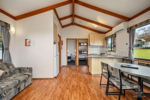 Executive Bungalow with Sea View - Pelican Cabin