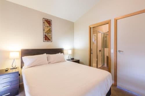 Deluxe Two Bedroom Suite - Non-Smoking