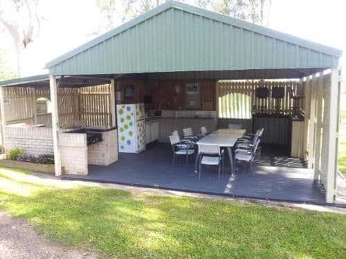 Deluxe Double Room (2 Adults + 1 Child)
