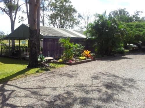 Deluxe Double Room (2 Adults + 1 Child)