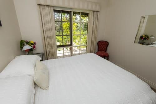 Queen Room with Garden View