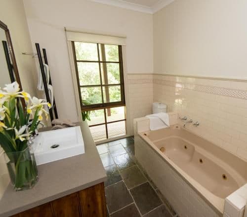 Deluxe King Suite