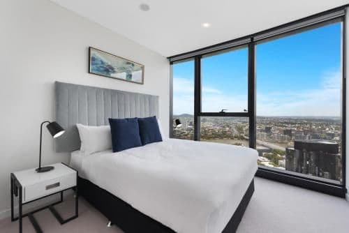 Two-Bedroom Two Bathroom Sky High Apartment (4 Guests)