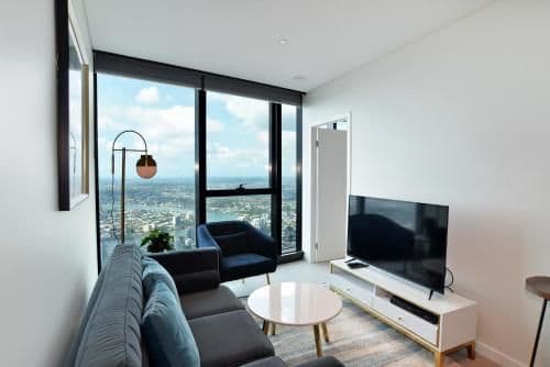 Two-Bedroom One Bathroom Sky High Apartment (4 Guests)