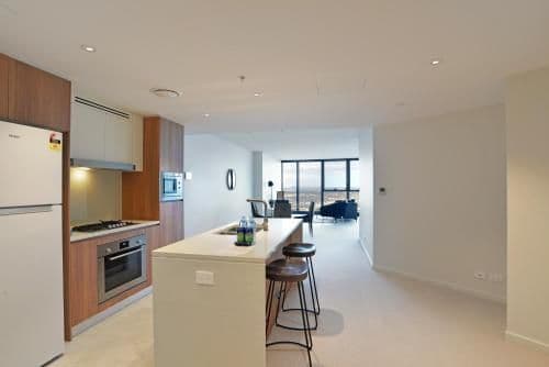 Two-Bedroom Two Bathroom Sky High Apartment (4 Guests)