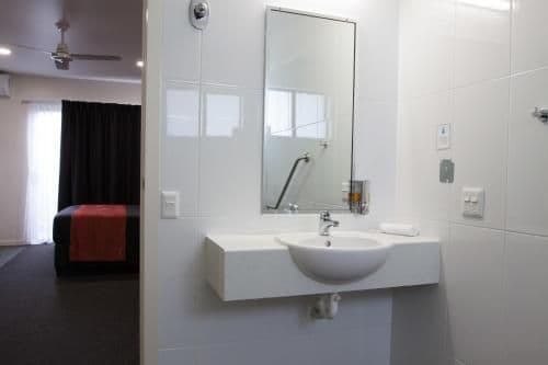 Queen Room - Disability Access
