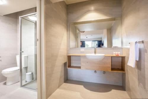 Triple Room with Free Welcome Drink for Two Guests