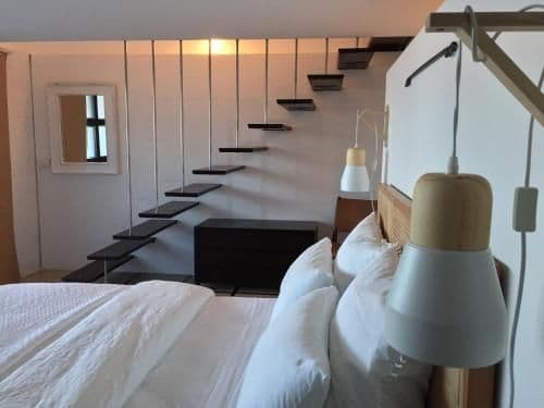 Studio Apartment - Pet-friendly