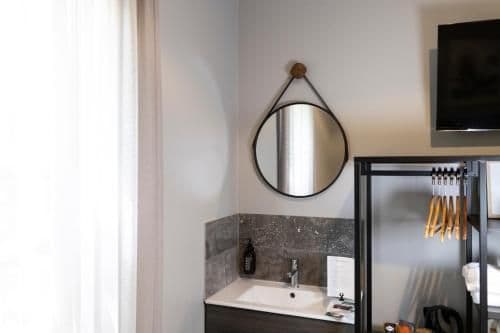 Single Room with Shared Bathroom