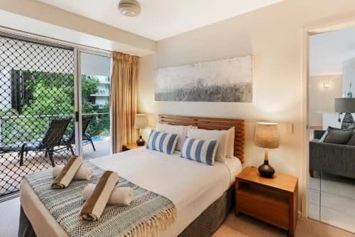 Two-Bedroom Apartment Ocean Aspect - 10