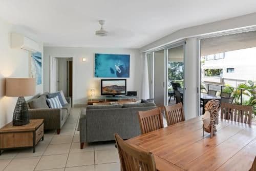 Two-Bedroom Apartment Ocean Aspect - 10