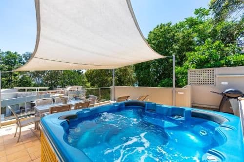 Two-Bedroom Penthouse with Pool and Garden View and Outdoor Spa - 23