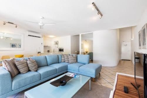 Two-Bedroom Penthouse with Pool and Garden View and Outdoor Spa - 23