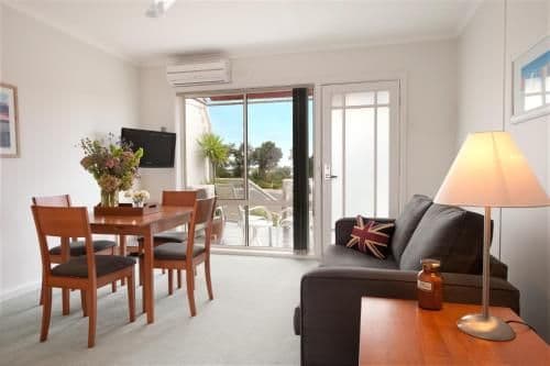 One-Bedroom Apartment - Metung Village