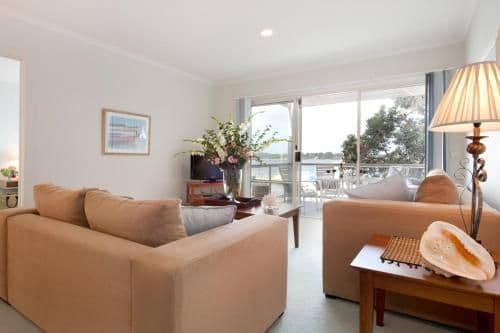 Three-Bedroom Apartment - Bancroft