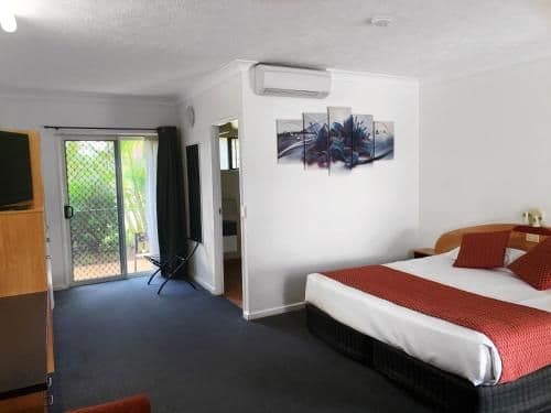 Executive Queen Room
