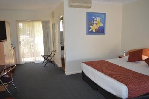 Executive Queen Room