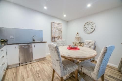 Presidential Suite - White Room