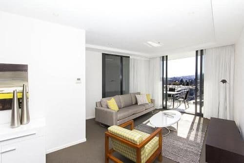 Executive One-Bedroom Apartment