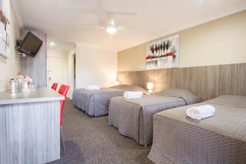 Standard Triple Room - Non-Smoking