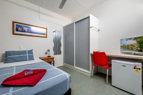Single Room with Shared Bathroom