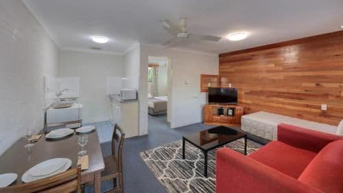 Queen Suite