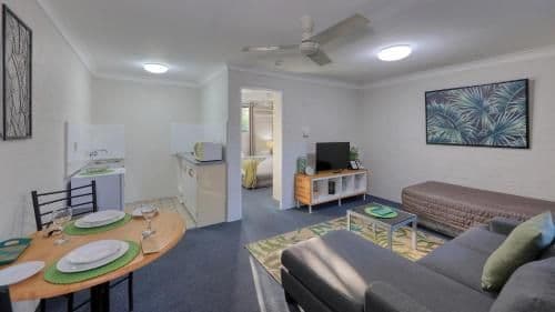 Queen Suite