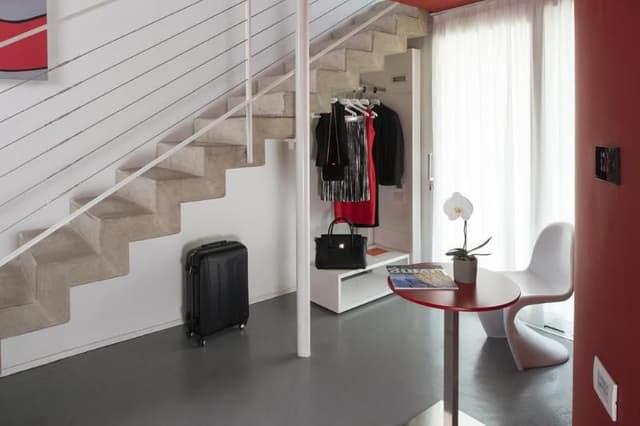 JUNIOR SUITE STANDARD