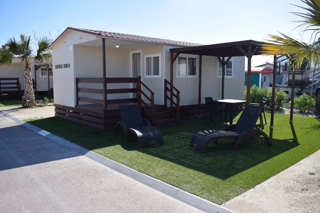 BUNGALOW CAPACITY 2