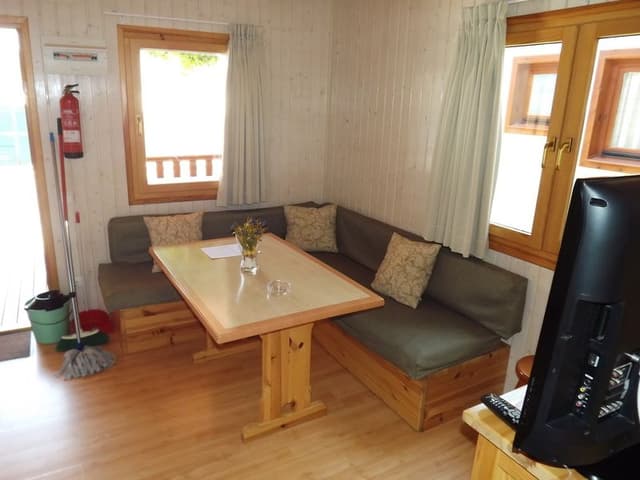 BUNGALOW CAPACITY 2