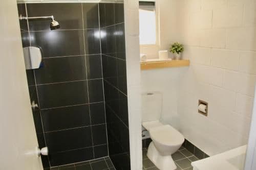 Deluxe Suite with ensuite - Courtyard View - Men Only
