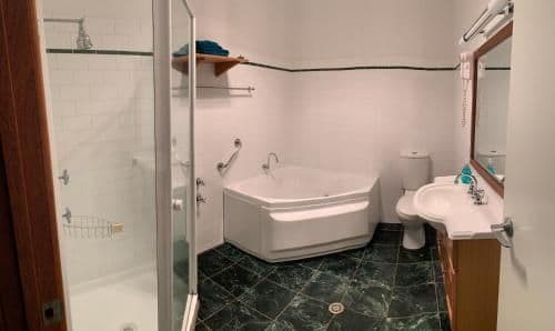 Two-Bedroom Cottage - Farmstay