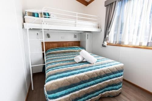 Deluxe Twin Cabin - Disability Access (5 Guests)