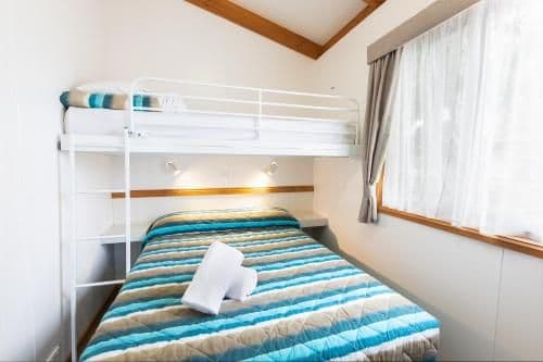 Family Twin Cabin (5 Guests)