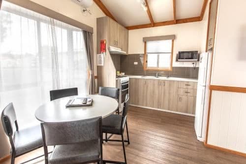 Family Twin Cabin (5 Guests)