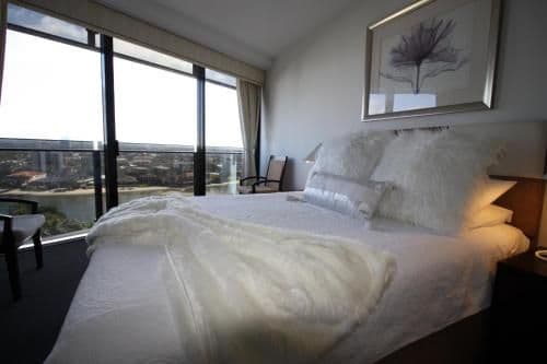 Apartment with Balcony and Spa Bath