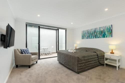 Luxury Two-Bedroom Apartment (BAL7DAR)