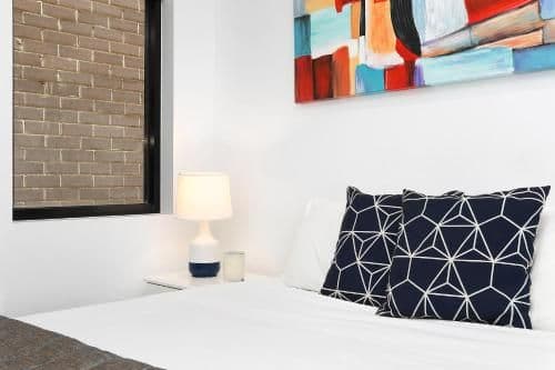 Luxury One-Bedroom Apartment (BAL3DAR)