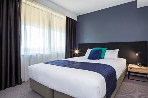 Deluxe Two-Bedroom Suite - Weekly Housekeeping
