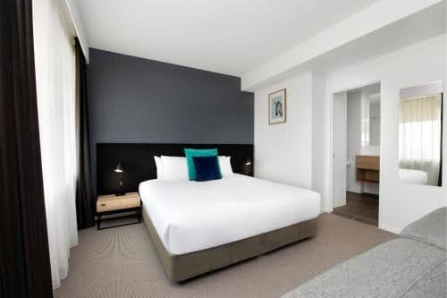 Deluxe Two-Bedroom Suite - Weekly Housekeeping