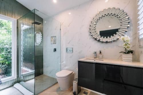 Queen Room with Balcony