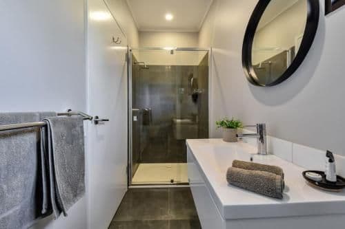 One-Bedroom Bungalow