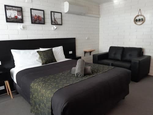 Queen Room